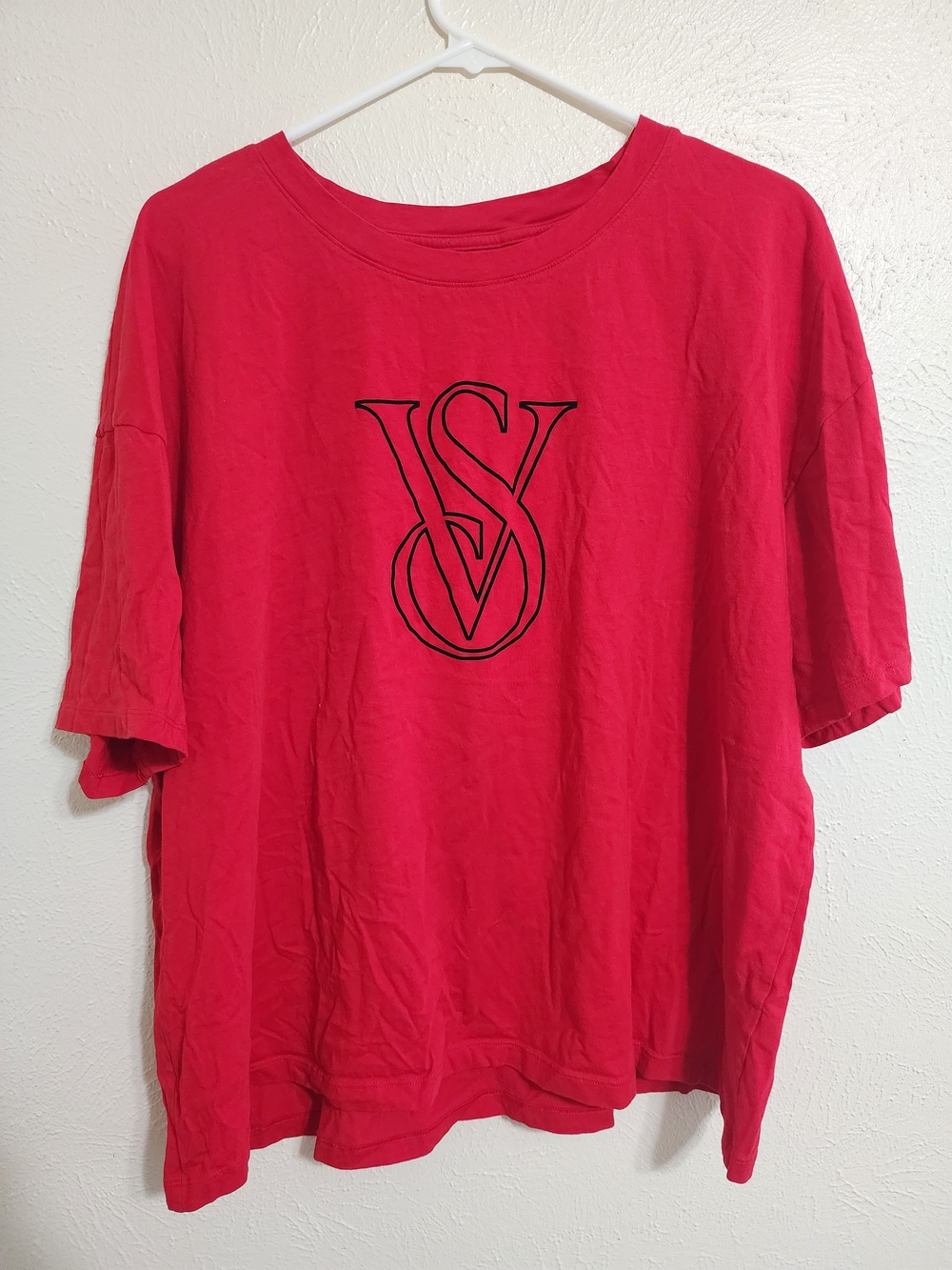 Victoria's Secret Red Short Sleeve T-Shirt Black Outline VS Logo Size XXL